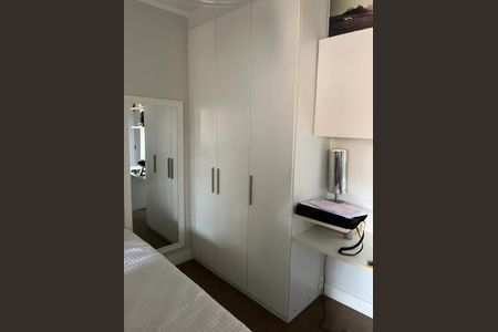 Casa à venda com 3 quartos, 250m² em Jardim da Gloria, São Paulo