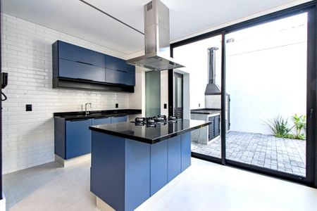 Casa à venda com 130m², 3 quartos e 3 vagas