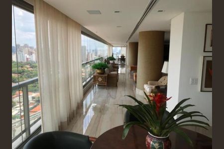 Apartamento à venda com 485m², 4 quartos e 5 vagas