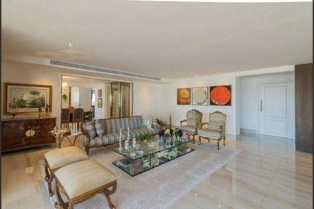 Apartamento à venda com 485m², 4 quartos e 5 vagas