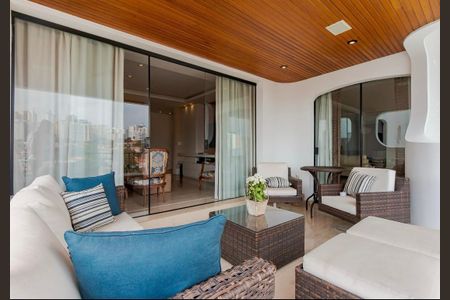 Apartamento à venda com 362m², 4 quartos e 4 vagas