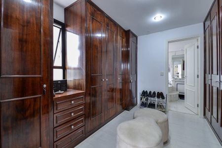 Apartamento à venda com 3 quartos, 280m² em Santa Cecilia, São Paulo