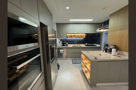 Apartamento à venda com 148m², 3 quartos e 2 vagas