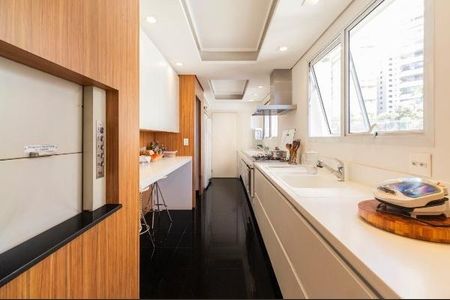Apartamento à venda com 473m², 3 quartos e 8 vagas