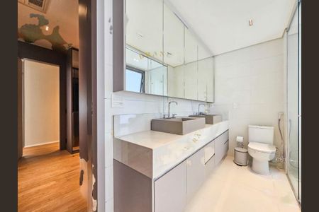 Apartamento à venda com 328m², 3 quartos e 4 vagas