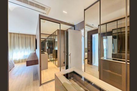 Apartamento à venda com 328m², 3 quartos e 4 vagas