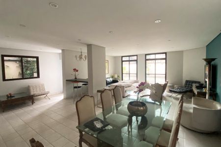 Apartamento à venda com 101m², 3 quartos e 2 vagas Apartamento à venda com 101m², 3 quartos e 2 vagasÁrea comum