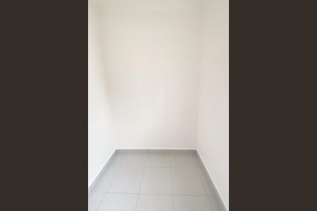 Apartamento à venda com 101m², 3 quartos e 2 vagas Apartamento à venda com 101m², 3 quartos e 2 vagasQuarto de Serviço