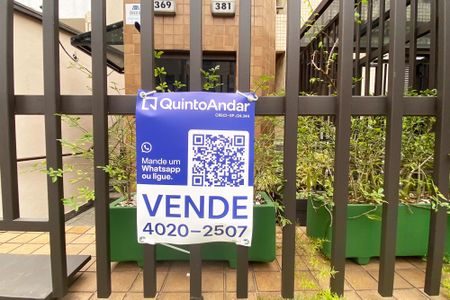 Apartamento à venda com 101m², 3 quartos e 2 vagas Apartamento à venda com 101m², 3 quartos e 2 vagasPlaca