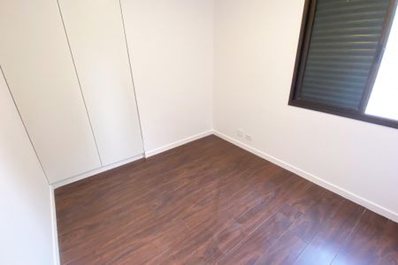 Apartamento à venda com 101m², 3 quartos e 2 vagas Apartamento à venda com 101m², 3 quartos e 2 vagasQuarto 1