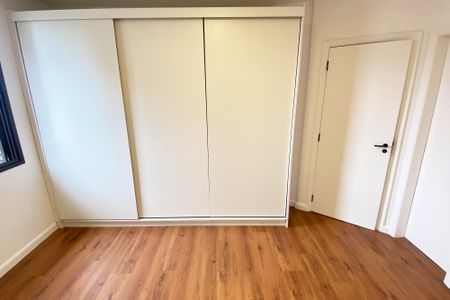 Apartamento à venda com 101m², 3 quartos e 2 vagas Apartamento à venda com 101m², 3 quartos e 2 vagasSuíte