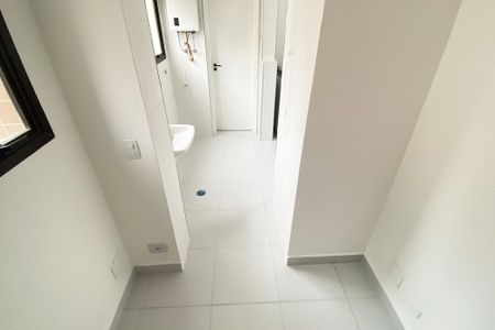 Apartamento à venda com 101m², 3 quartos e 2 vagas Apartamento à venda com 101m², 3 quartos e 2 vagasQuarto de Serviço