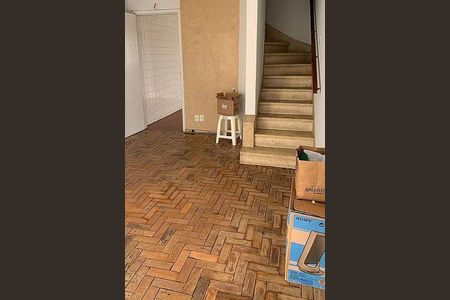 Casa à venda com 117m², 3 quartos e 2 vagas