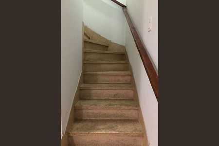 Casa à venda com 117m², 3 quartos e 2 vagas