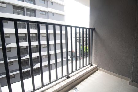 Varanda de apartamento à venda com 1 quarto, 25m² em Pinheiros, São Paulo