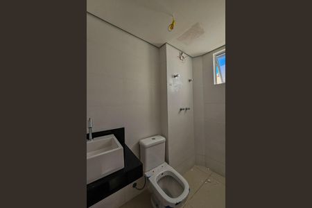 Apartamento à venda com 71m², 3 quartos e 2 vagasBanheiro da Suíte