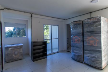 Apartamento para alugar com 51m², 2 quartos e sem vagaÁrea comum - Mini Mercado