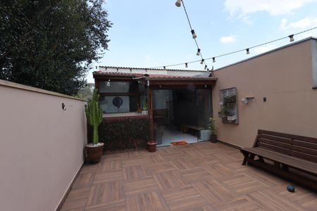 Apartamento à venda com 106m², 2 quartos e 2 vagasQuintal