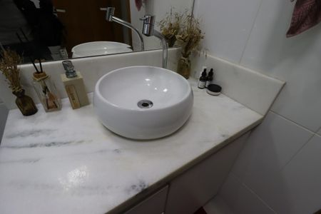 Apartamento à venda com 106m², 2 quartos e 2 vagasBanheiro Social