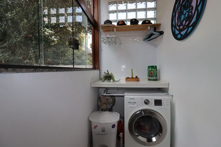 Apartamento à venda com 106m², 2 quartos e 2 vagasÁrea de Serviço