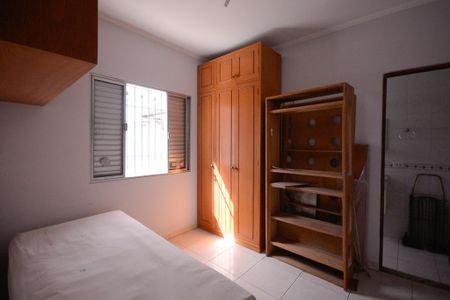 Casa à venda com 236m², 4 quartos e 2 vagas Casa à venda com 236m², 4 quartos e 2 vagasÁrea de Serviço - Quarto