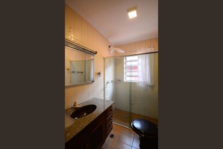 Casa à venda com 236m², 4 quartos e 2 vagas Casa à venda com 236m², 4 quartos e 2 vagasBanheiro Suíte 3
