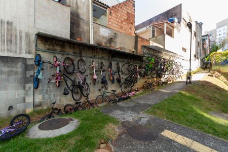 Apartamento à venda com 48m², 2 quartos e 1 vaga Apartamento à venda com 48m², 2 quartos e 1 vagaÁrea comum