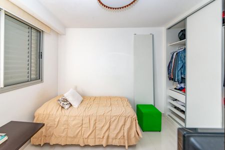 Apartamento à venda com 101m², 3 quartos e 2 vagasSemi Suíte 1