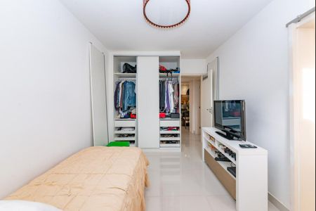 Apartamento à venda com 101m², 3 quartos e 2 vagasSemi Suíte 1