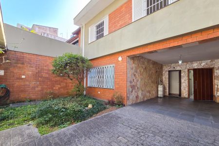 Casa à venda com 275m², 3 quartos e 2 vagasEntrada