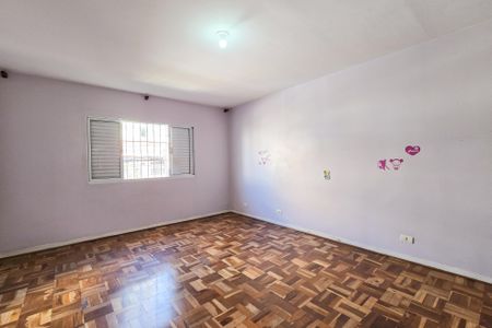 Casa à venda com 275m², 3 quartos e 2 vagasQuarto 1