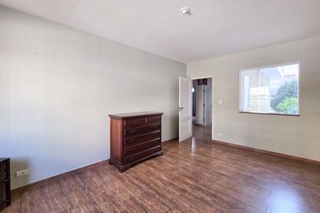 Casa à venda com 275m², 3 quartos e 2 vagasQuarto 2