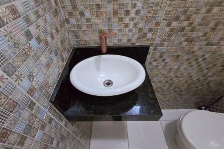 Casa à venda com 275m², 3 quartos e 2 vagasBanheiro de serviço