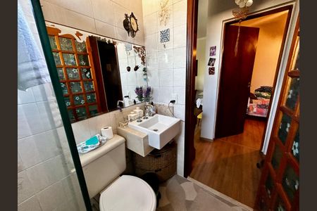 Apartamento à venda com 68m², 2 quartos e 1 vaga Apartamento à venda com 68m², 2 quartos e 1 vagaBanheiro