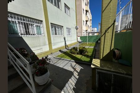Apartamento à venda com 68m², 2 quartos e 1 vaga Apartamento à venda com 68m², 2 quartos e 1 vagaFachada