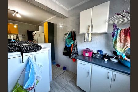 Apartamento à venda com 68m², 2 quartos e 1 vaga Apartamento à venda com 68m², 2 quartos e 1 vagaÁrea de serviço