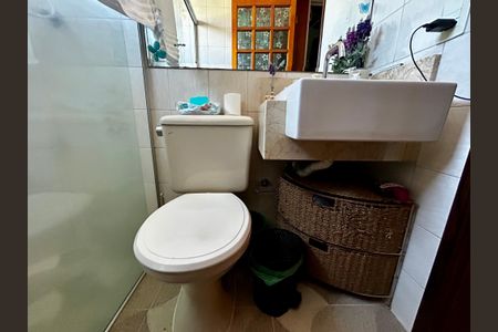 Apartamento à venda com 68m², 2 quartos e 1 vaga Apartamento à venda com 68m², 2 quartos e 1 vagaBanheiro