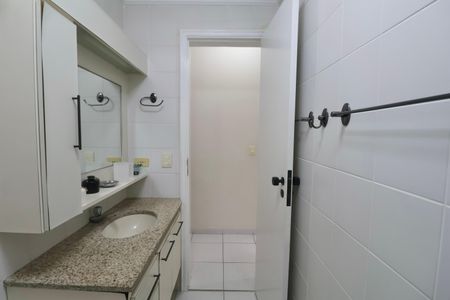 Apartamento para alugar com 160m², 3 quartos e 3 vagasBanheiro Social