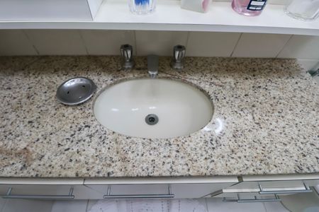 Apartamento para alugar com 160m², 3 quartos e 3 vagasBanheiro Suíte