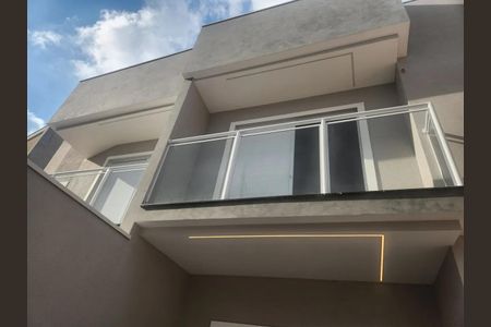 Casa à venda com 135m², 2 quartos e 2 vagas