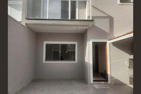 Casa à venda com 135m², 2 quartos e 2 vagas