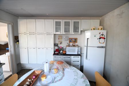 Casa à venda com 97m², 3 quartos e 2 vagasCasa 2 - Cozinha
