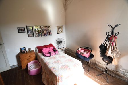 Casa à venda com 97m², 3 quartos e 2 vagasQuarto 2