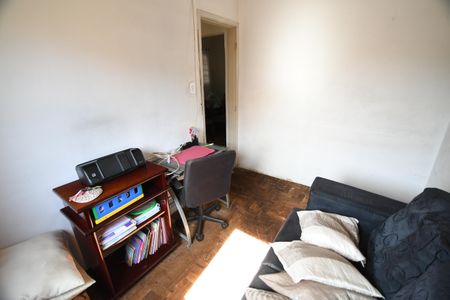 Casa à venda com 97m², 3 quartos e 2 vagasQuarto 3