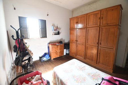 Casa à venda com 97m², 3 quartos e 2 vagasQuarto 2