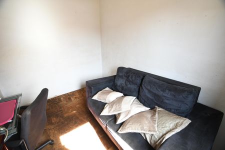 Casa à venda com 97m², 3 quartos e 2 vagasQuarto 3