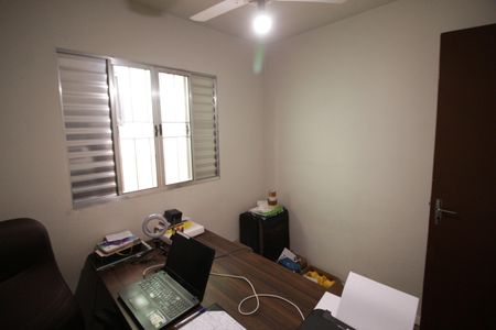 Casa à venda com 132m², 3 quartos e 2 vagasQuarto 2