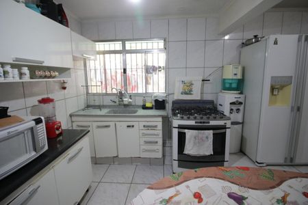 Casa à venda com 132m², 3 quartos e 2 vagasCozinha