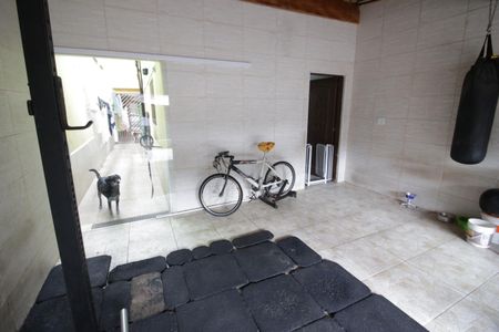 Casa à venda com 132m², 3 quartos e 2 vagasQuintal