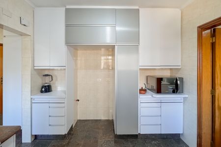 Apartamento à venda com 205m², 4 quartos e 3 vagas Apartamento à venda com 205m², 4 quartos e 3 vagasCozinha